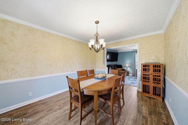 10509 Larkhall Ct, Louisville, KY 40223