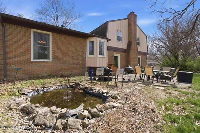 10509 Larkhall Ct, Louisville, KY 40223