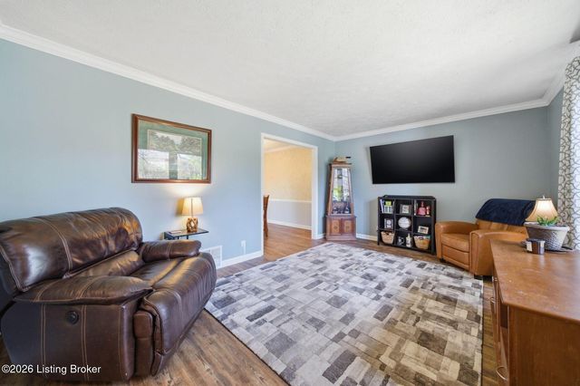 10509 Larkhall Ct, Louisville, KY 40223