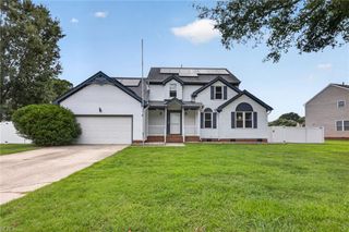 813 Stardale DR, Chesapeake, VA 23322