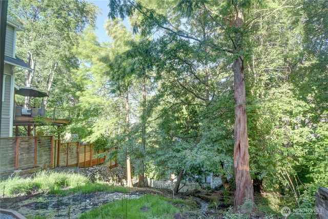 2622 Mayfair Avenue N, Seattle, WA 98109