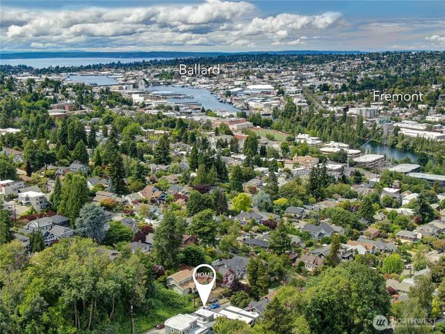 2622 Mayfair Avenue N, Seattle, WA 98109