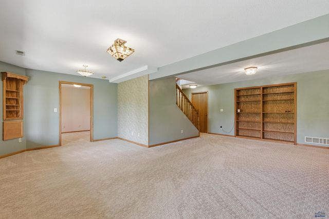 457 TERRACITA DR, Rapid City, SD 57701