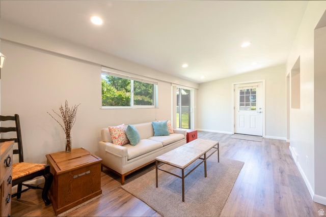 2387 E BEACON DR, Salt Lake City, UT 84108