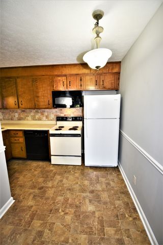 214 S 7th St Apt A, Clarksville, TN 37040