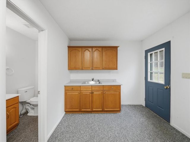 55 Woodland Rd, Mt Pleasant Twp, PA 15340