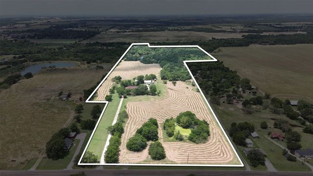 2114 FM 1181, Ennis, TX 75119