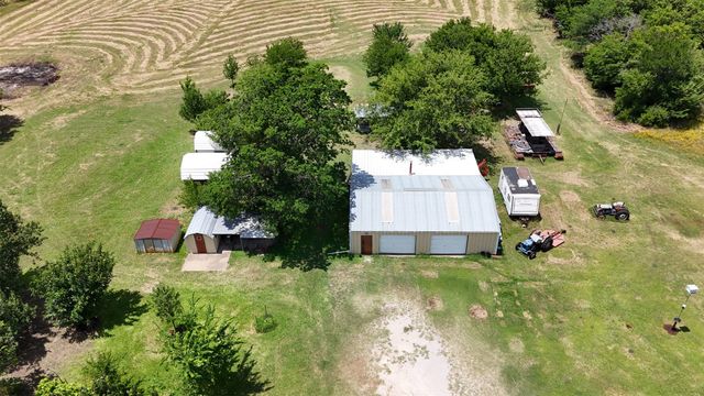 2114 FM 1181, Ennis, TX 75119