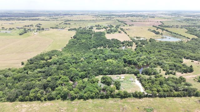 2114 FM 1181, Ennis, TX 75119