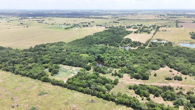 2114 FM 1181, Ennis, TX 75119