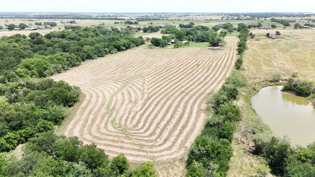 2114 FM 1181, Ennis, TX 75119