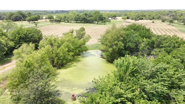 2114 FM 1181, Ennis, TX 75119