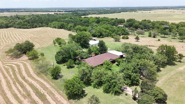 2114 FM 1181, Ennis, TX 75119