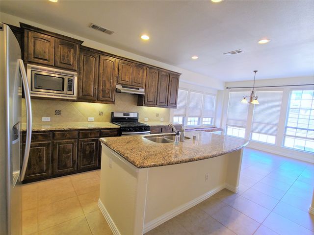 325 Brutus Boulevard, Lewisville, TX 75056