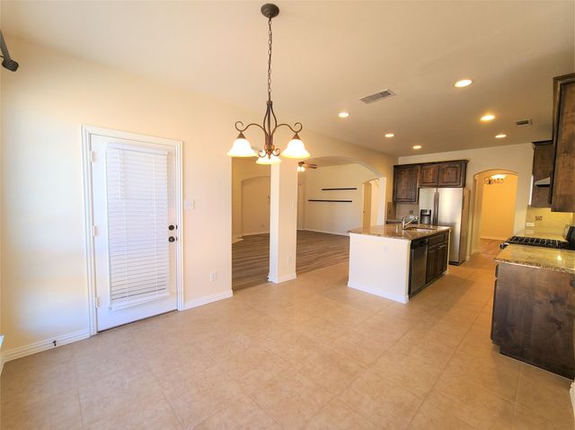 325 Brutus Boulevard, Lewisville, TX 75056