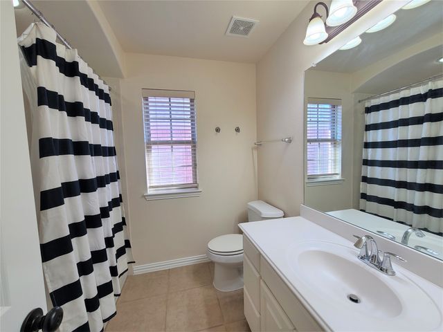 325 Brutus Boulevard, Lewisville, TX 75056