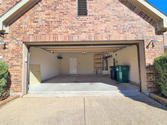 325 Brutus Boulevard, Lewisville, TX 75056