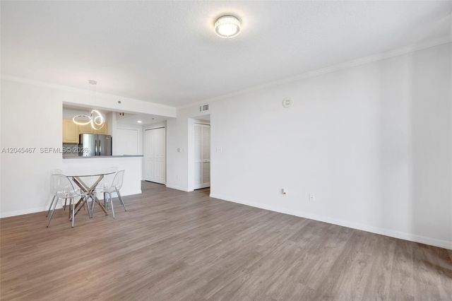 2665 SW 37th Ave 301, Miami, FL 33133