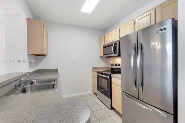 2665 SW 37th Ave 301, Miami, FL 33133