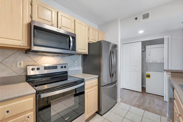 2665 SW 37th Ave 301, Miami, FL 33133