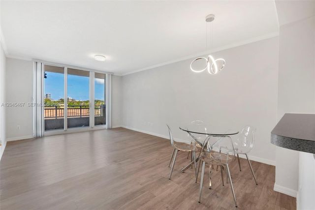 2665 SW 37th Ave 301, Miami, FL 33133