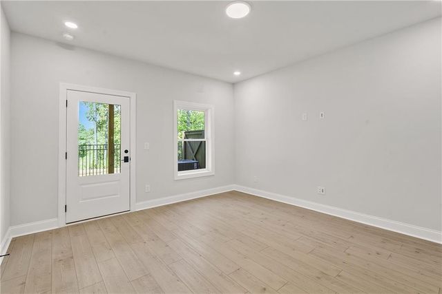 5697 Broad River View 445, Peachtree Corners, GA 30092