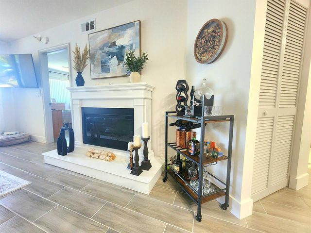 7751 Southampton Terrace 215, Tamarac, FL 33321