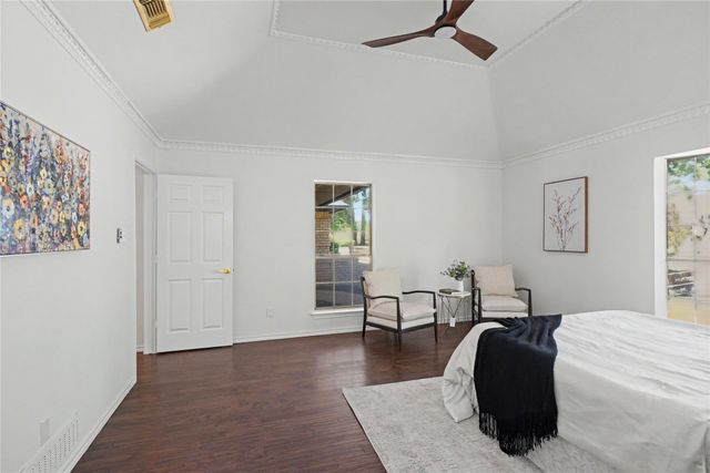 4504 Lake Park Drive, Arlington, TX 76016