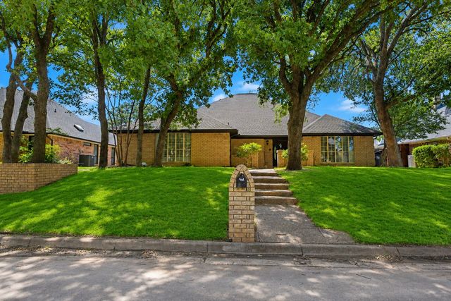 4504 Lake Park Drive, Arlington, TX 76016