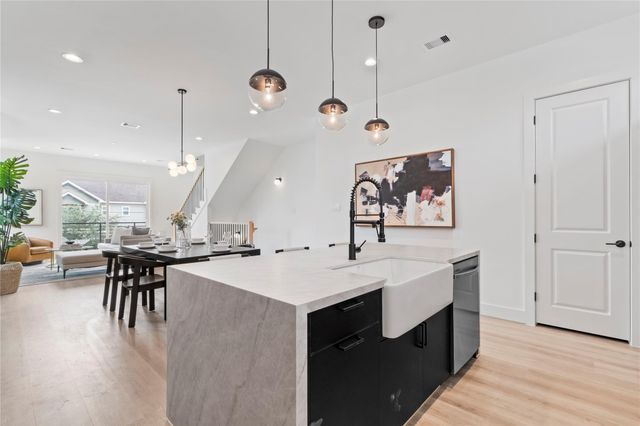 4434 Oats Street, Houston, TX 77020