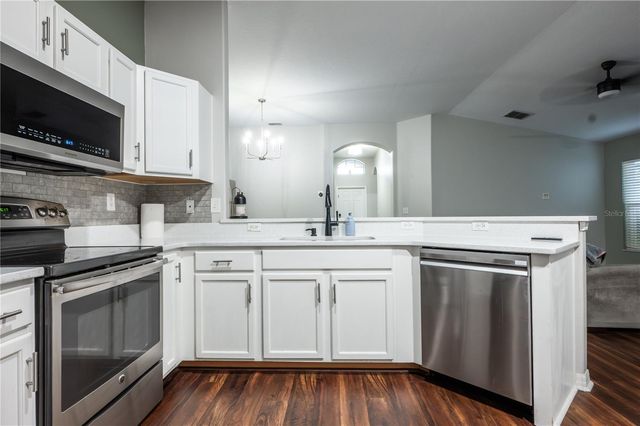 7286 CEDARCREST BOULEVARD, Lakeland, FL 33810