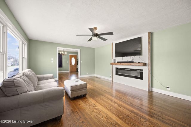 503 N Main St, Brownsville, KY 42210