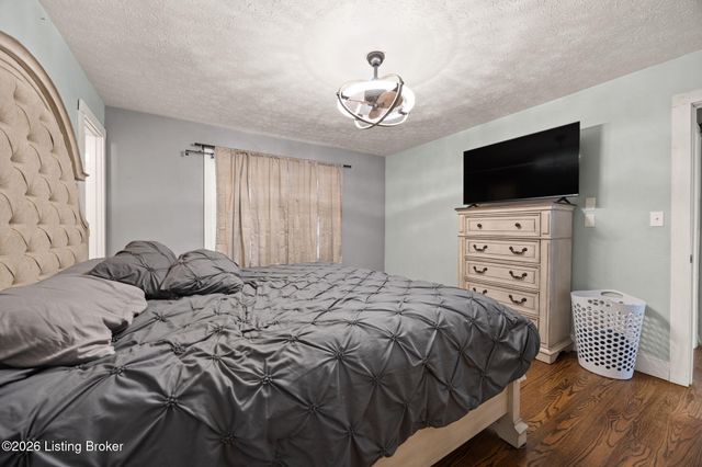 503 N Main St, Brownsville, KY 42210