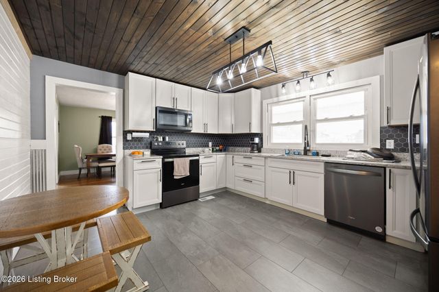 503 N Main St, Brownsville, KY 42210