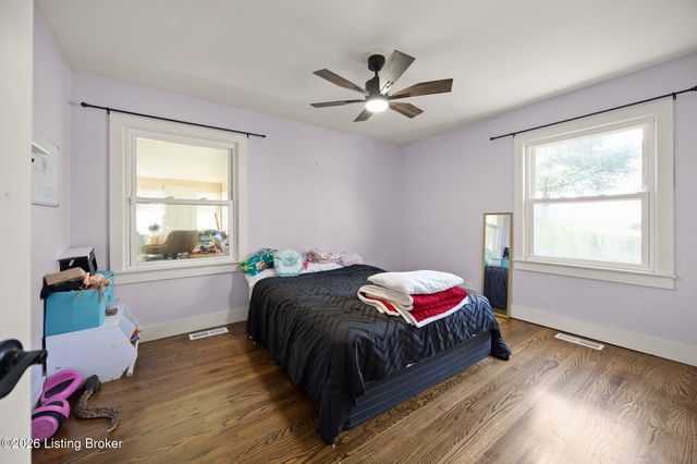 503 N Main St, Brownsville, KY 42210