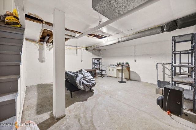 503 N Main St, Brownsville, KY 42210