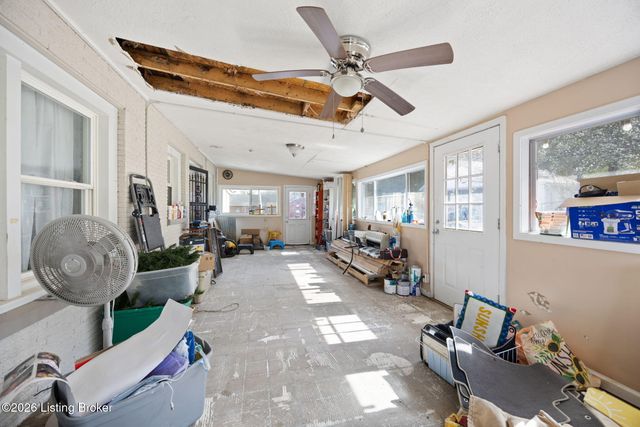 503 N Main St, Brownsville, KY 42210