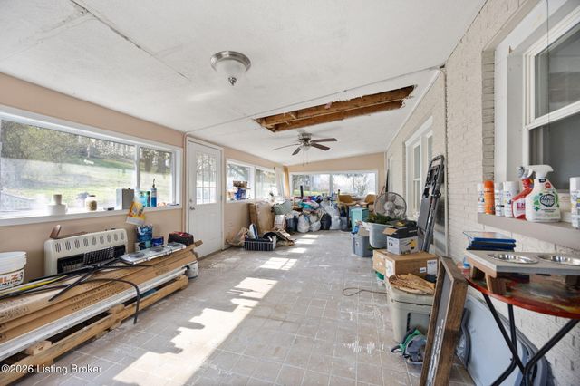 503 N Main St, Brownsville, KY 42210