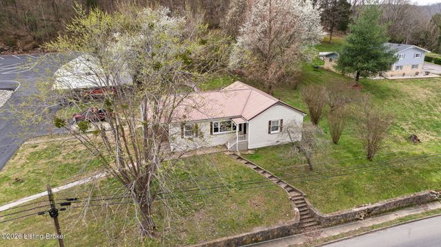 503 N Main St, Brownsville, KY 42210