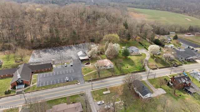 503 N Main St, Brownsville, KY 42210