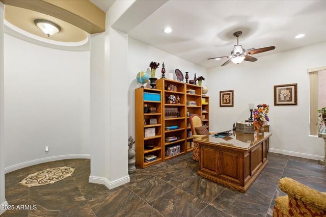 2323 W VILLA CASSANDRA Drive, Phoenix, AZ 85086