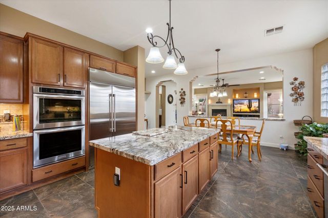 2323 W VILLA CASSANDRA Drive, Phoenix, AZ 85086