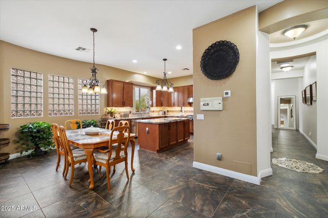 2323 W VILLA CASSANDRA Drive, Phoenix, AZ 85086