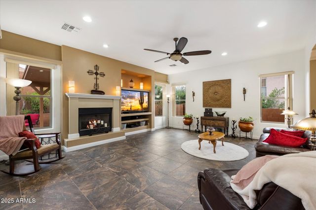 2323 W VILLA CASSANDRA Drive, Phoenix, AZ 85086