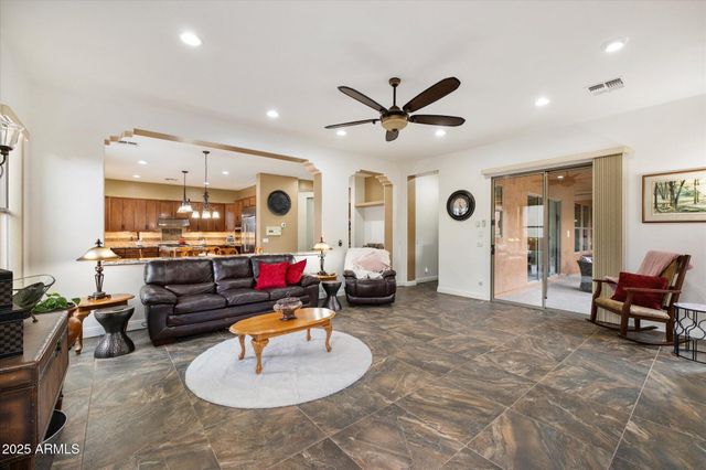 2323 W VILLA CASSANDRA Drive, Phoenix, AZ 85086