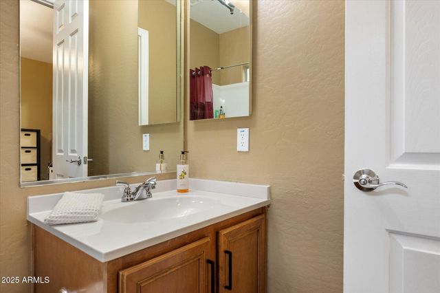 2323 W VILLA CASSANDRA Drive, Phoenix, AZ 85086