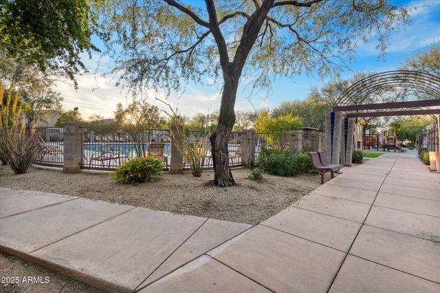 2323 W VILLA CASSANDRA Drive, Phoenix, AZ 85086