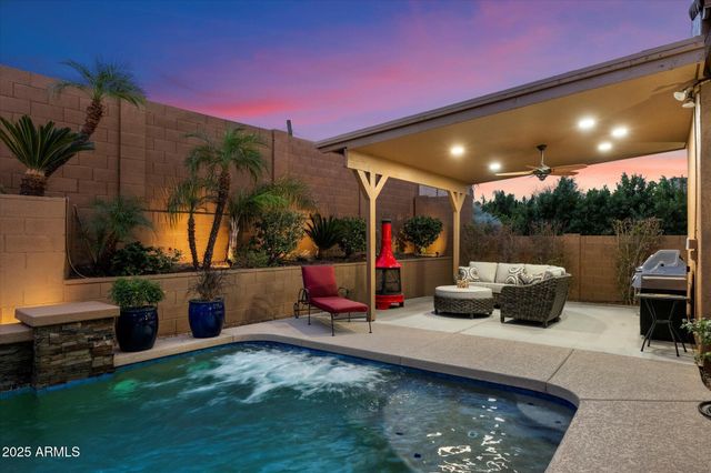 2323 W VILLA CASSANDRA Drive, Phoenix, AZ 85086