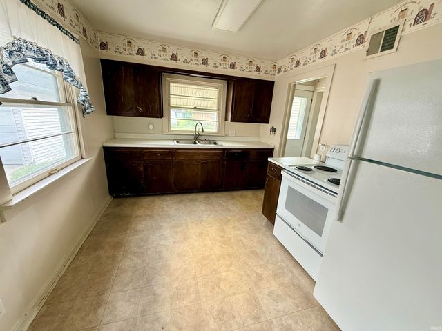 1063 Russell Street, Decatur, IN 46733