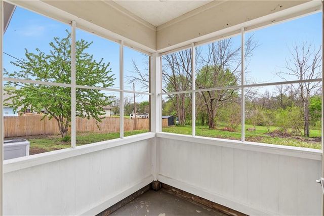 307 E Orchard Street, Odessa, MO 64076